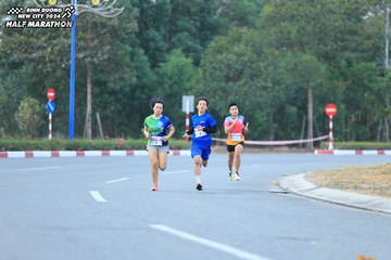 BINH DUONG NEW CITY HALF MARATHON 2024 - Ảnh #1735464