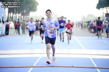 BINH DUONG NEW CITY HALF MARATHON 2024 - Ảnh #1759050