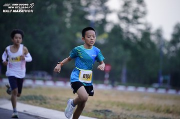 BINH DUONG NEW CITY HALF MARATHON 2024 - Ảnh #1724541