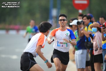 BINH DUONG NEW CITY HALF MARATHON 2024 - Ảnh #1736252
