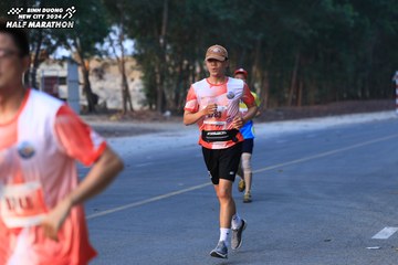 BINH DUONG NEW CITY HALF MARATHON 2024 - Ảnh #1750275