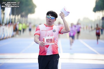 BINH DUONG NEW CITY HALF MARATHON 2024 - Ảnh #1762164