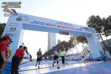 BINH DUONG NEW CITY HALF MARATHON 2024 - Ảnh #1738047