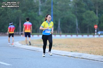 BINH DUONG NEW CITY HALF MARATHON 2024 - Ảnh #1736061