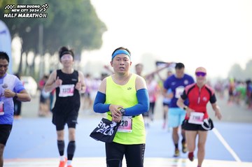BINH DUONG NEW CITY HALF MARATHON 2024 - Ảnh #1759064