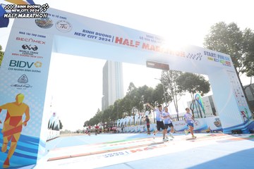 BINH DUONG NEW CITY HALF MARATHON 2024 - Ảnh #1819250