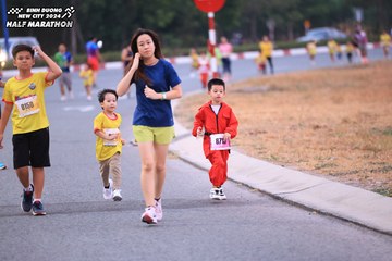 BINH DUONG NEW CITY HALF MARATHON 2024 - Ảnh #1727089