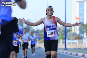 BINH DUONG NEW CITY HALF MARATHON 2024 - Ảnh #1766776