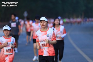 BINH DUONG NEW CITY HALF MARATHON 2024 - Ảnh #1771999