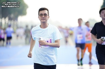 BINH DUONG NEW CITY HALF MARATHON 2024 - Ảnh #1760710