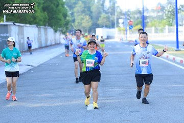 BINH DUONG NEW CITY HALF MARATHON 2024 - Ảnh #1770609