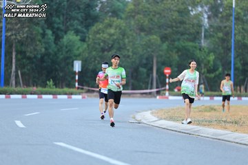 BINH DUONG NEW CITY HALF MARATHON 2024 - Ảnh #1735759