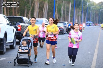 BINH DUONG NEW CITY HALF MARATHON 2024 - Ảnh #1755369