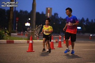 BINH DUONG NEW CITY HALF MARATHON 2024 - Ảnh #1728524