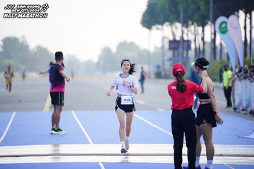 BINH DUONG NEW CITY HALF MARATHON 2024 - Ảnh #1772307