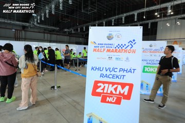 BINH DUONG NEW CITY HALF MARATHON 2024 - Ảnh #1723849