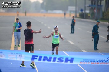BINH DUONG NEW CITY HALF MARATHON 2024 - Ảnh #1738581