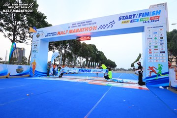 BINH DUONG NEW CITY HALF MARATHON 2024 - Ảnh #1729449