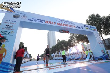 BINH DUONG NEW CITY HALF MARATHON 2024 - Ảnh #1737999