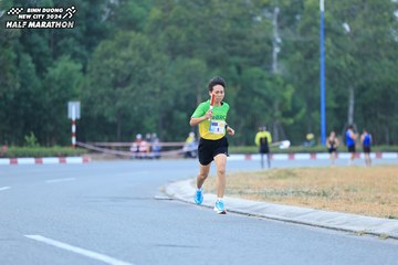 BINH DUONG NEW CITY HALF MARATHON 2024 - Ảnh #1735869