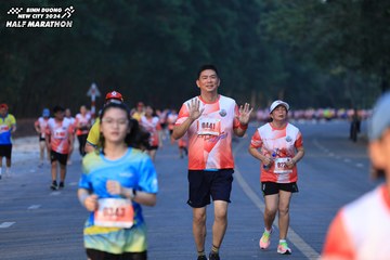 BINH DUONG NEW CITY HALF MARATHON 2024 - Ảnh #1771776
