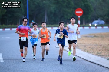 BINH DUONG NEW CITY HALF MARATHON 2024 - Ảnh #1726027