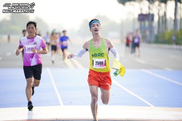 BINH DUONG NEW CITY HALF MARATHON 2024 - Ảnh #1756925