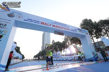 BINH DUONG NEW CITY HALF MARATHON 2024 - Ảnh #1738348