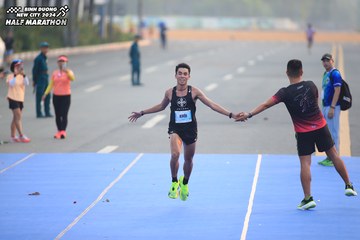BINH DUONG NEW CITY HALF MARATHON 2024 - Ảnh #1738921