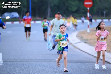 BINH DUONG NEW CITY HALF MARATHON 2024 - Ảnh #1725592