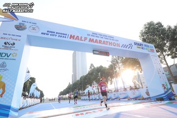 BINH DUONG NEW CITY HALF MARATHON 2024 - Ảnh #1819782