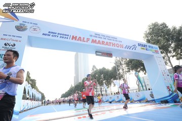 BINH DUONG NEW CITY HALF MARATHON 2024 - Ảnh #1821978