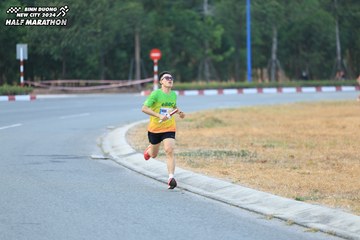 BINH DUONG NEW CITY HALF MARATHON 2024 - Ảnh #1735154
