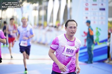 BINH DUONG NEW CITY HALF MARATHON 2024 - Ảnh #1759558