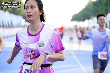 BINH DUONG NEW CITY HALF MARATHON 2024 - Ảnh #1763499