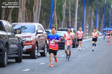 BINH DUONG NEW CITY HALF MARATHON 2024 - Ảnh #1756036