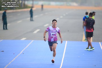 BINH DUONG NEW CITY HALF MARATHON 2024 - Ảnh #1738948