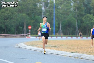 BINH DUONG NEW CITY HALF MARATHON 2024 - Ảnh #1735432