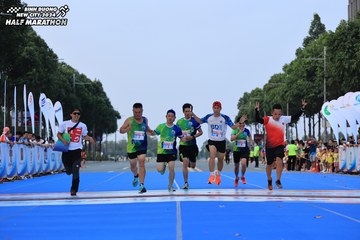 BINH DUONG NEW CITY HALF MARATHON 2024 - Ảnh #1737245