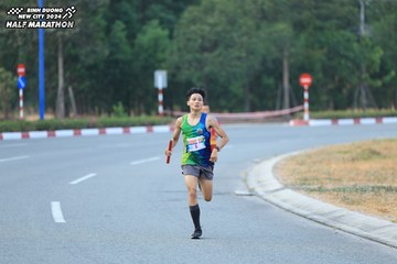 BINH DUONG NEW CITY HALF MARATHON 2024 - Ảnh #1735031