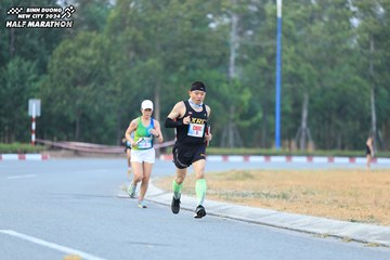 BINH DUONG NEW CITY HALF MARATHON 2024 - Ảnh #1735408