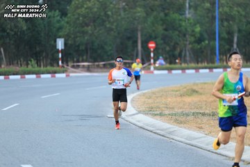 BINH DUONG NEW CITY HALF MARATHON 2024 - Ảnh #1735313