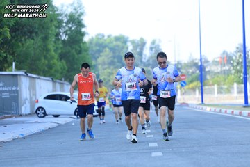 BINH DUONG NEW CITY HALF MARATHON 2024 - Ảnh #1767806