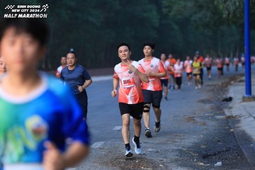BINH DUONG NEW CITY HALF MARATHON 2024 - Ảnh #1750176