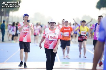 BINH DUONG NEW CITY HALF MARATHON 2024 - Ảnh #1769860