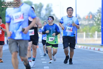 BINH DUONG NEW CITY HALF MARATHON 2024 - Ảnh #1766857