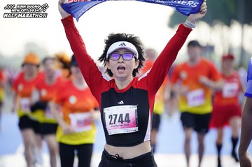 BINH DUONG NEW CITY HALF MARATHON 2024 - Ảnh #1758925