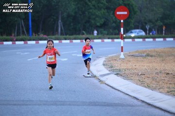 BINH DUONG NEW CITY HALF MARATHON 2024 - Ảnh #1726131