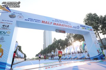 BINH DUONG NEW CITY HALF MARATHON 2024 - Ảnh #1819561
