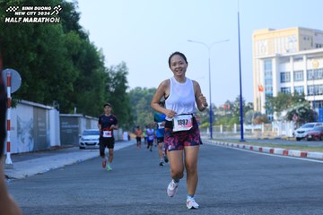 BINH DUONG NEW CITY HALF MARATHON 2024 - Ảnh #1776224